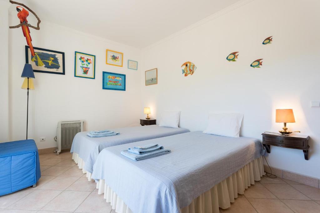 FLH Carrapateira Summer Place room 2