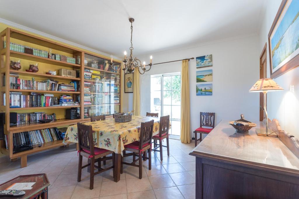 FLH Carrapateira Summer Place room 6